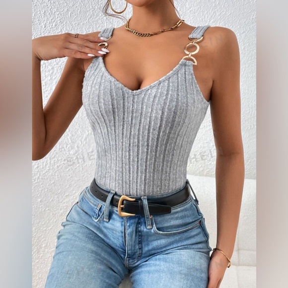 Grey Privé Gold O-ring Detail Ribbed Knit Tank Top Small - Picture 4 of 6